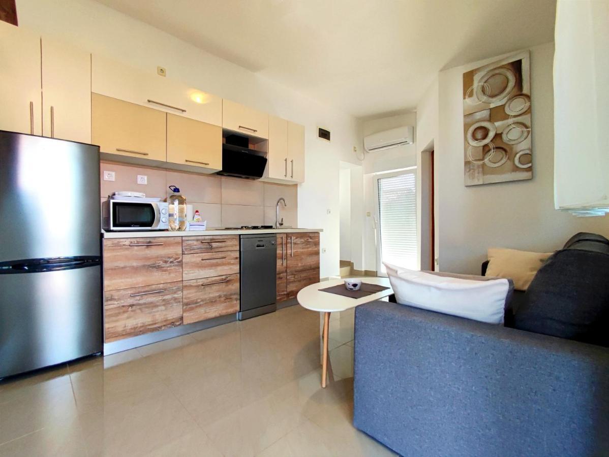 Apartments Jolic Vir Ngoại thất bức ảnh